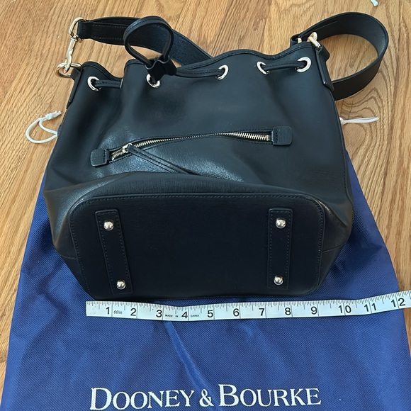 Dooney & Bourke Black Leather Bag - Picture 5 of 6